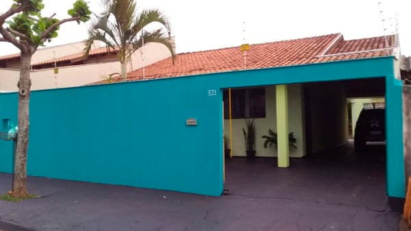 Casa à venda no bairro Jardim São Paulo em Londrina/PR