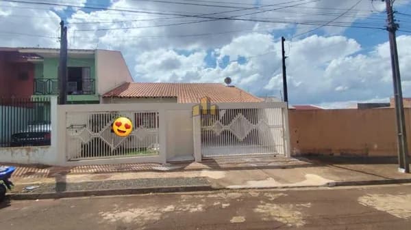 Casa em Londrina - Jardim Maria Celina