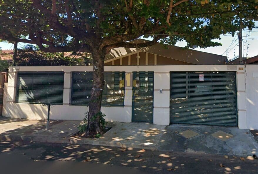 Casa em Londrina - Jardim Adriana II