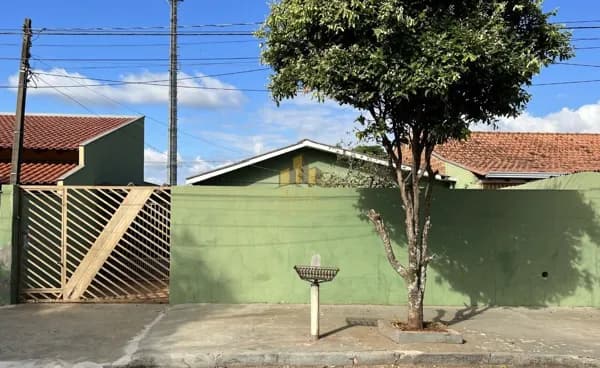 Casa em Londrina - Conjunto Habitacional Maria Cecília Serrano de Oliveira