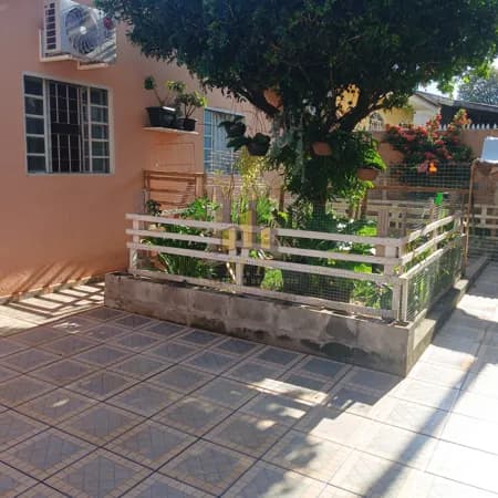 Casa em Londrina - Eucaliptos