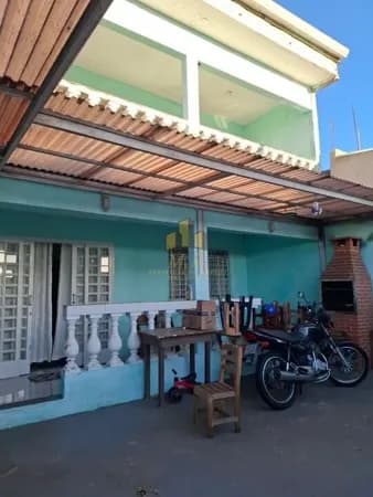 Sobrado em Londrina - Leste Oeste