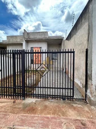 Casa em Londrina - Jardim Planalto
