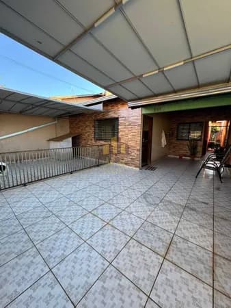 Casa em Londrina - Jardim Roma