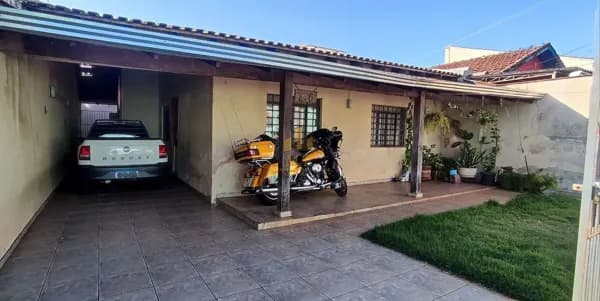 Casa em Londrina - Conjunto Habitacional Milton Gavetti