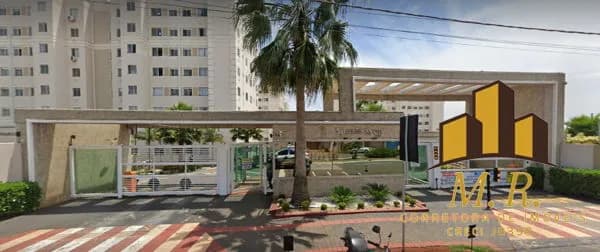 Apartamento à venda no bairro Conjunto Habitacional Doutor Farid Libos em Londrina/PR