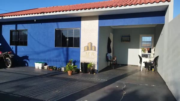 Casa à venda no bairro Jardim Planalto em Londrina/PR