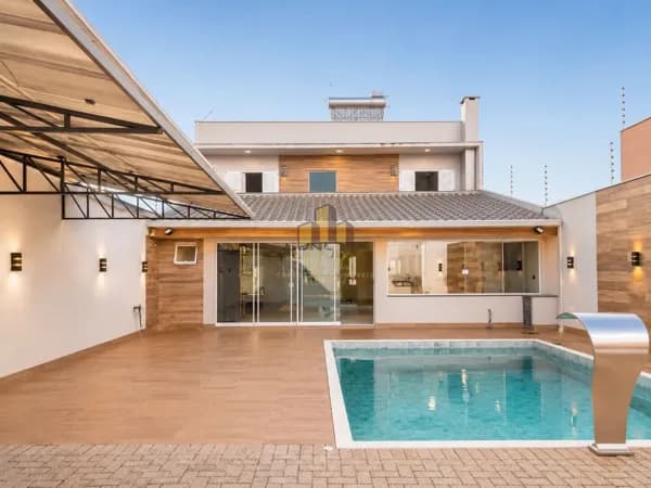 Casa em Londrina - Jardim Montecatini