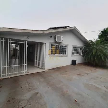 Casa em Londrina - Newton Guimarães
