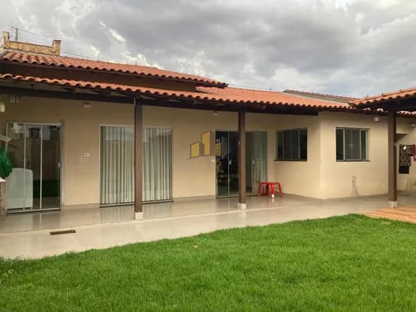 Casa em Cambé - Residencial Monte Castelo