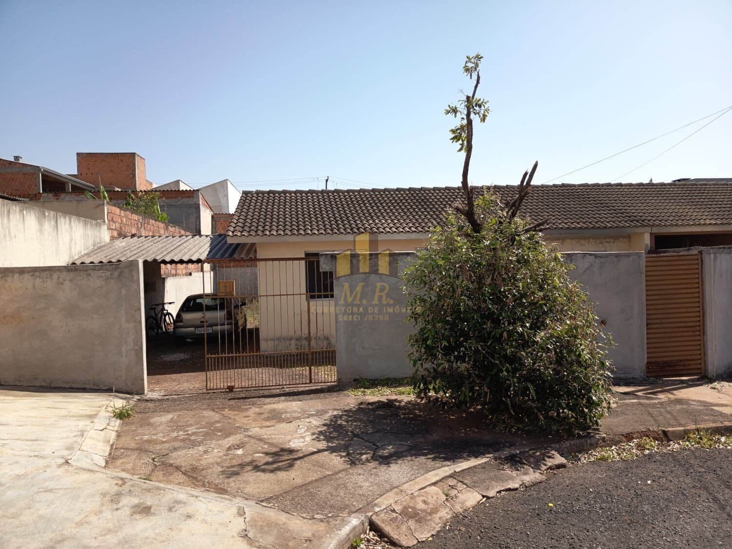 Casa à venda no bairro Loteamento Água da Esperança em Cambé/PR