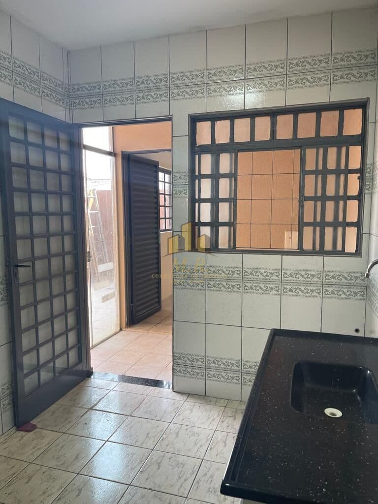 Casa em Londrina - Conjunto Parigot de Souza 3