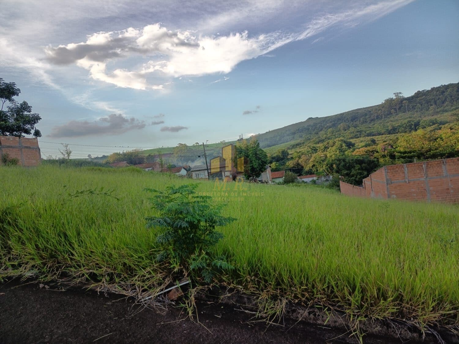 Lote/Terreno em Londrina - Jardim Nova Esperança