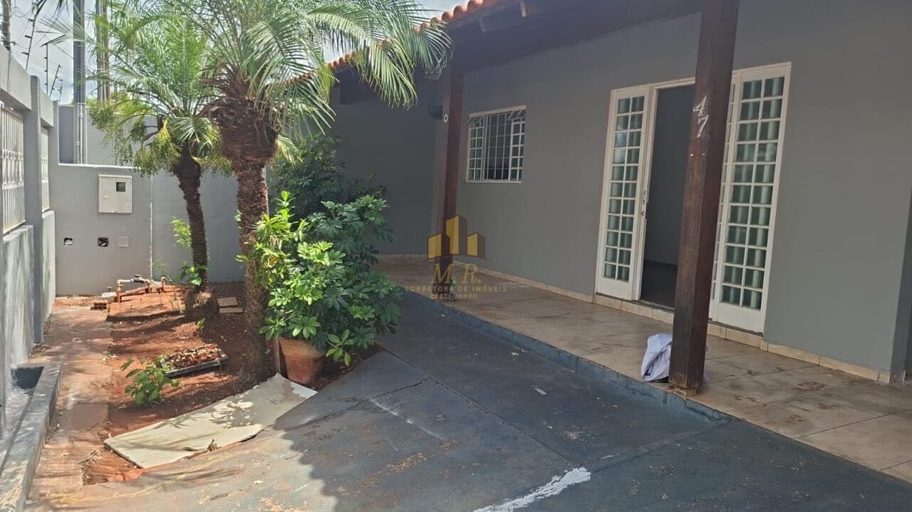 Casa em Londrina - Conjunto Habitacional Maria Cecília Serrano de Oliveira