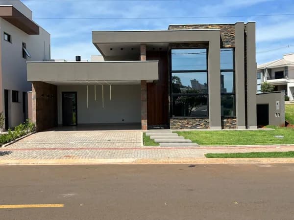 Casa à venda no bairro Bellevie em Cambé/PR