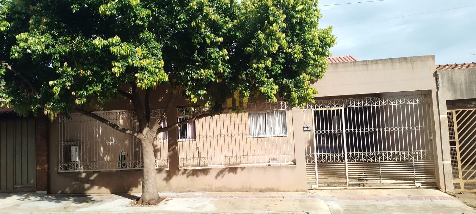 Casa em Londrina - Jardim São Francisco de Assis