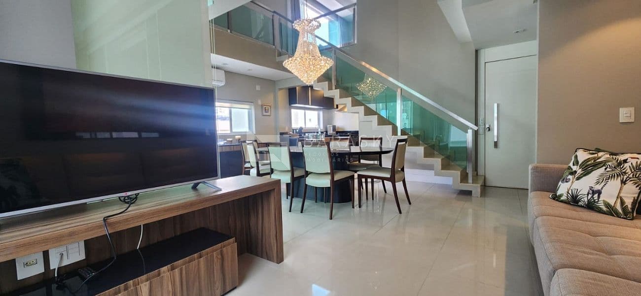 LINDO DUPLEX NO CENTRO