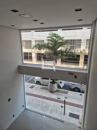 SALA COMERCIAL COM MEZANINO