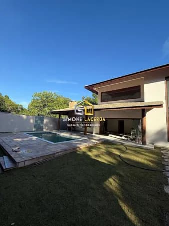 Casa de Luxo à Venda – Design Arraiano e Vista Mar Deslumbrante