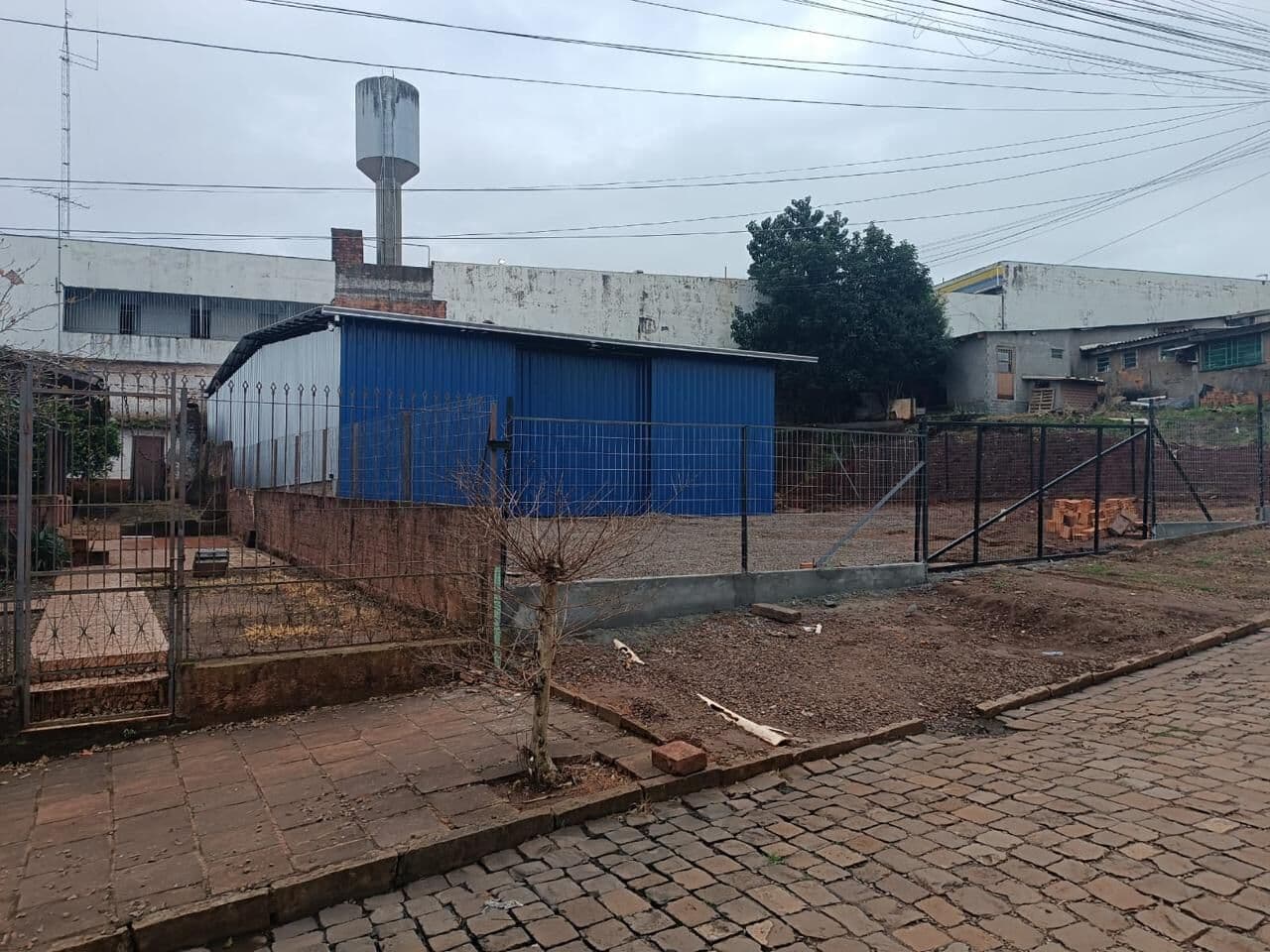 Galpão/Depósito/Armazém em Carazinho - Fey