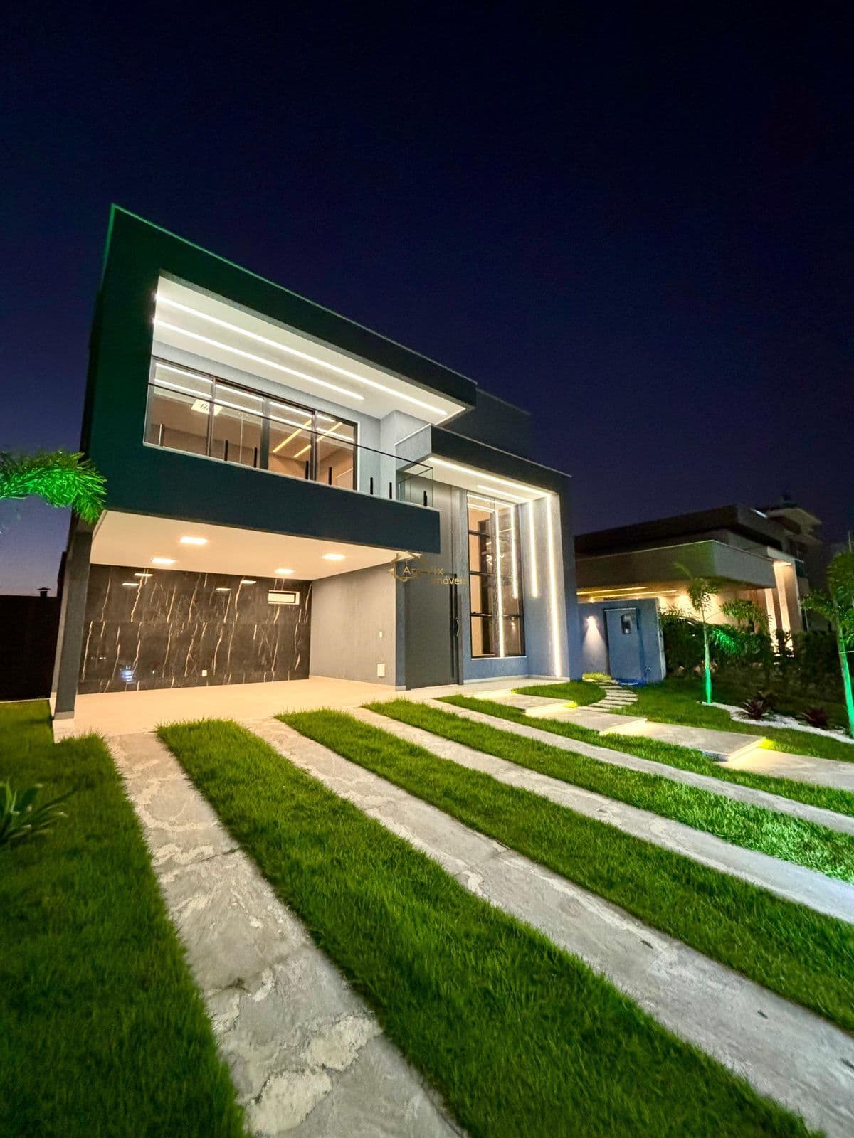 Casa 4 Quartos 3 Suítes, Piscina com cascata dupla