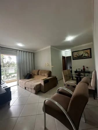Lindo Apartamento 2 Quartos com Varanda