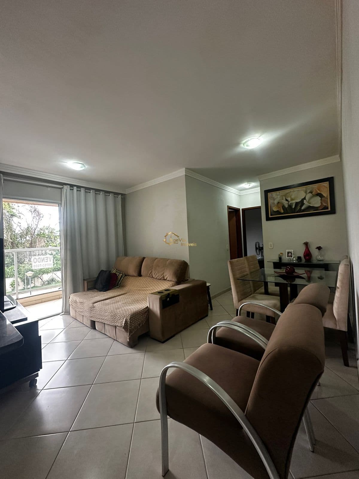 Lindo Apartamento 2 Quartos com Varanda