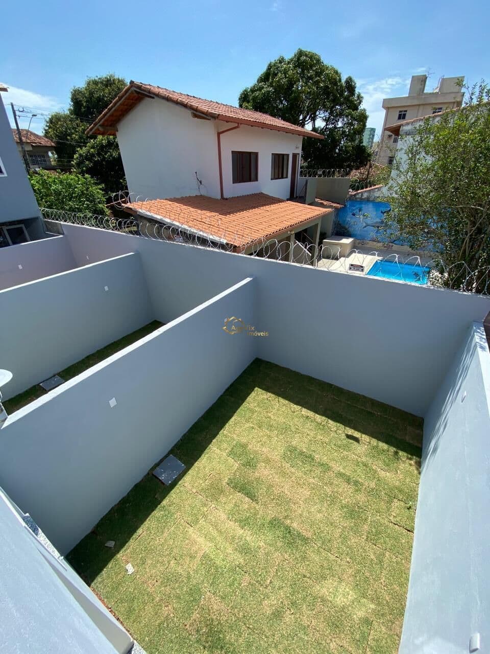 Casa Duplex 3 Quartos com Suíte, 2 Quadras da Praia