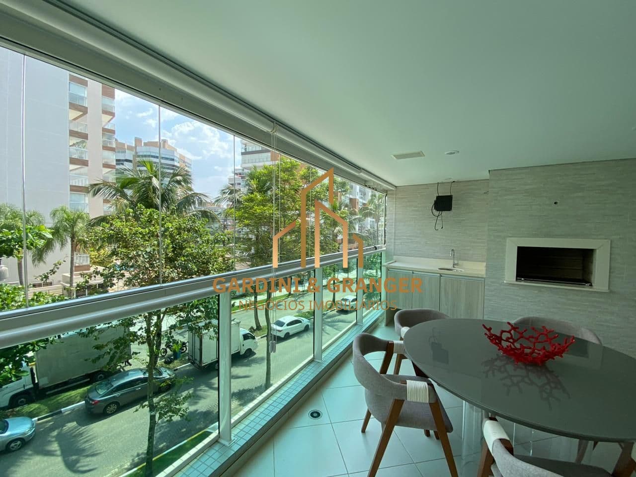 Apartamento com 4 dormitórios à venda, 200 m² por R$ 6.100.000,00 - Riviera Módulo 8 - Bertioga/SP