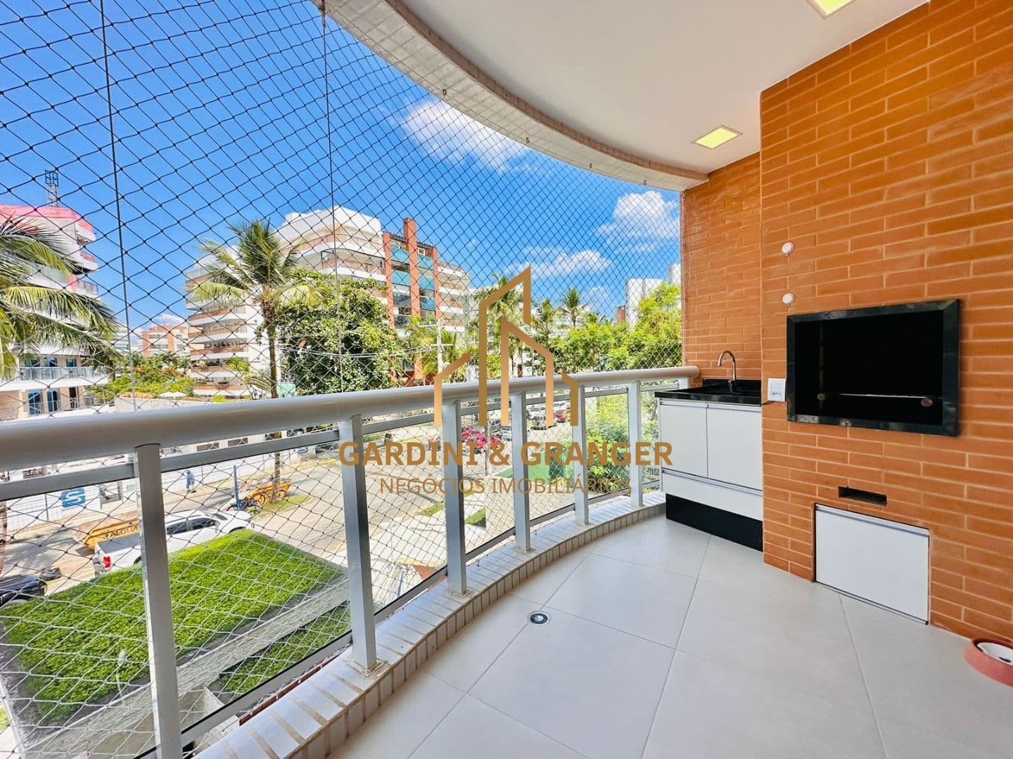 Apartamento com 3 dormitórios à venda, 83 m² - Riviera - Bertioga/SP