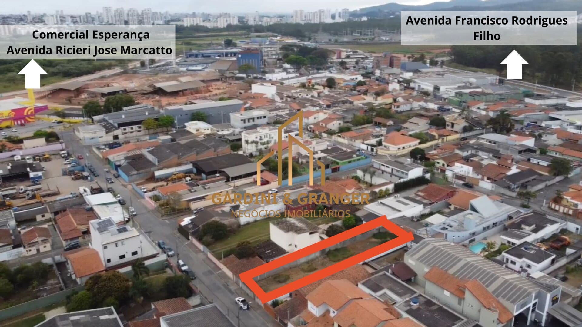 LOTE DE 500 M² A VENDA NA VILA SUISSA EM MOGI DAS CRUZES/SP.
