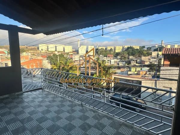 SOBRADO REFORMADO A VENDA NO JARDIM AEROPORTO III EM MOGI DAS CRUZES