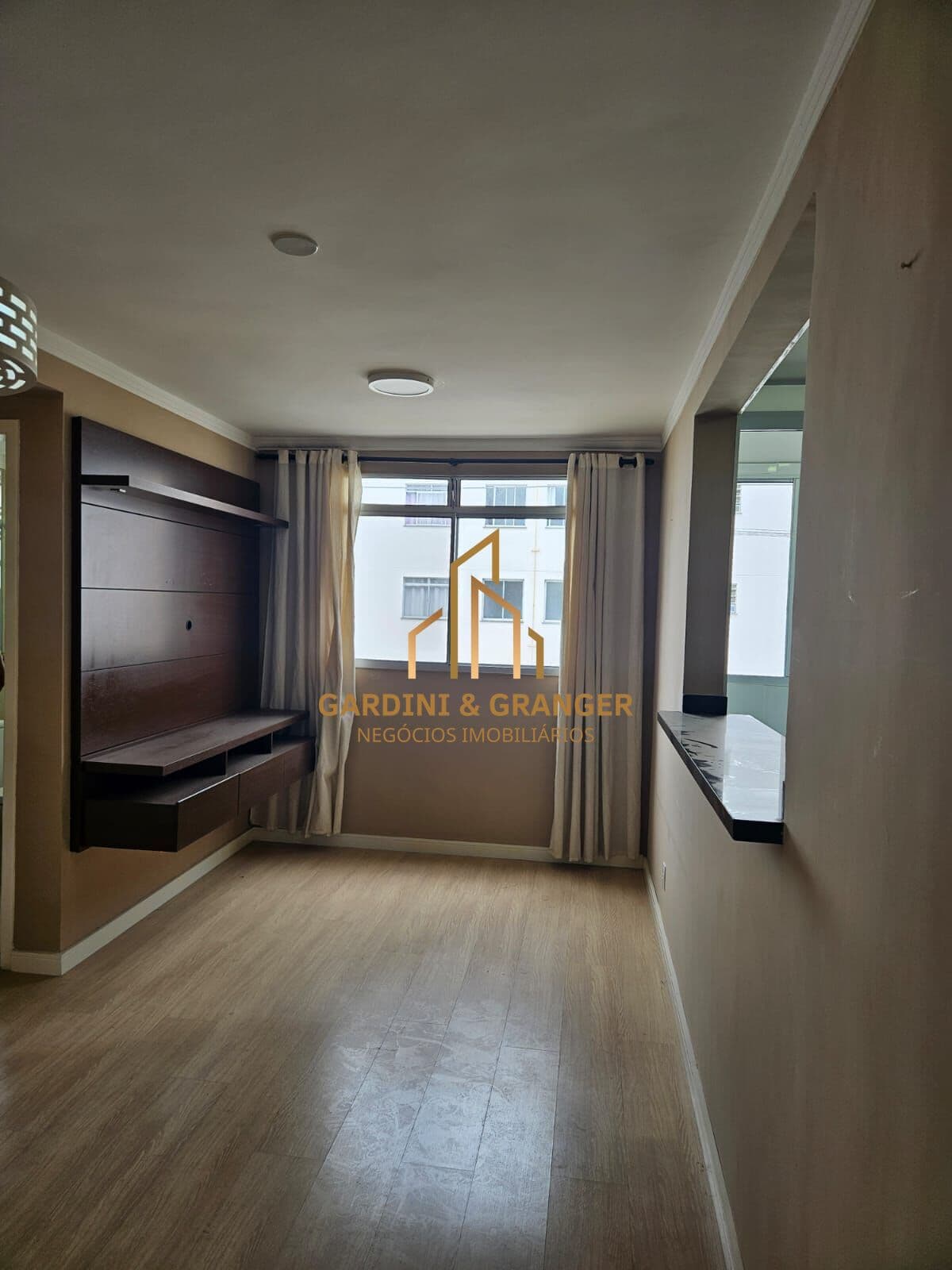 APARTAMENTO À VENDA NO CONDOMÍNIO SPAZIO MIRA FLORES EM MOGI DAS CRUZES/SP.
