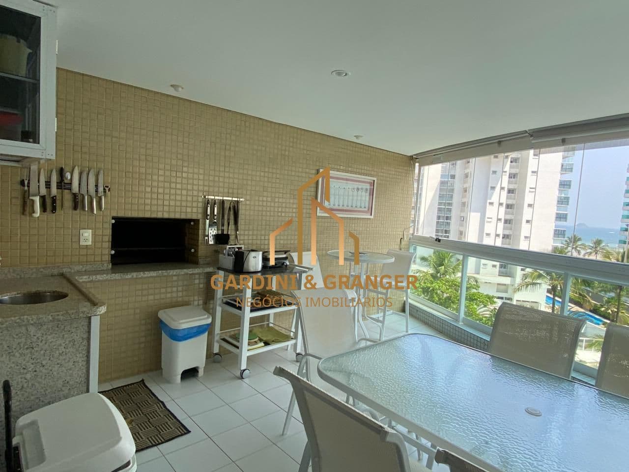 Apartamento com 3 dormitórios à venda, 145 m² por R$ 4.250.000,00 - Riviera Módulo 8 - Bertioga/SP