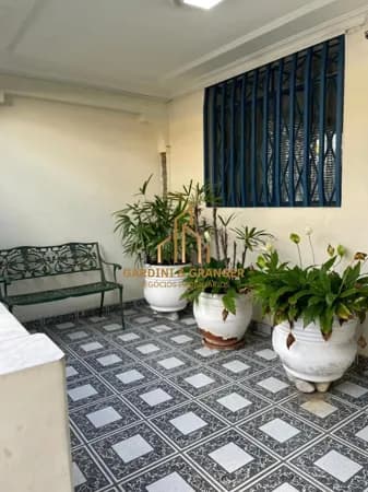 CASA À VENDA NO CENTRO DE MOGI DAS CRUZES/SP.