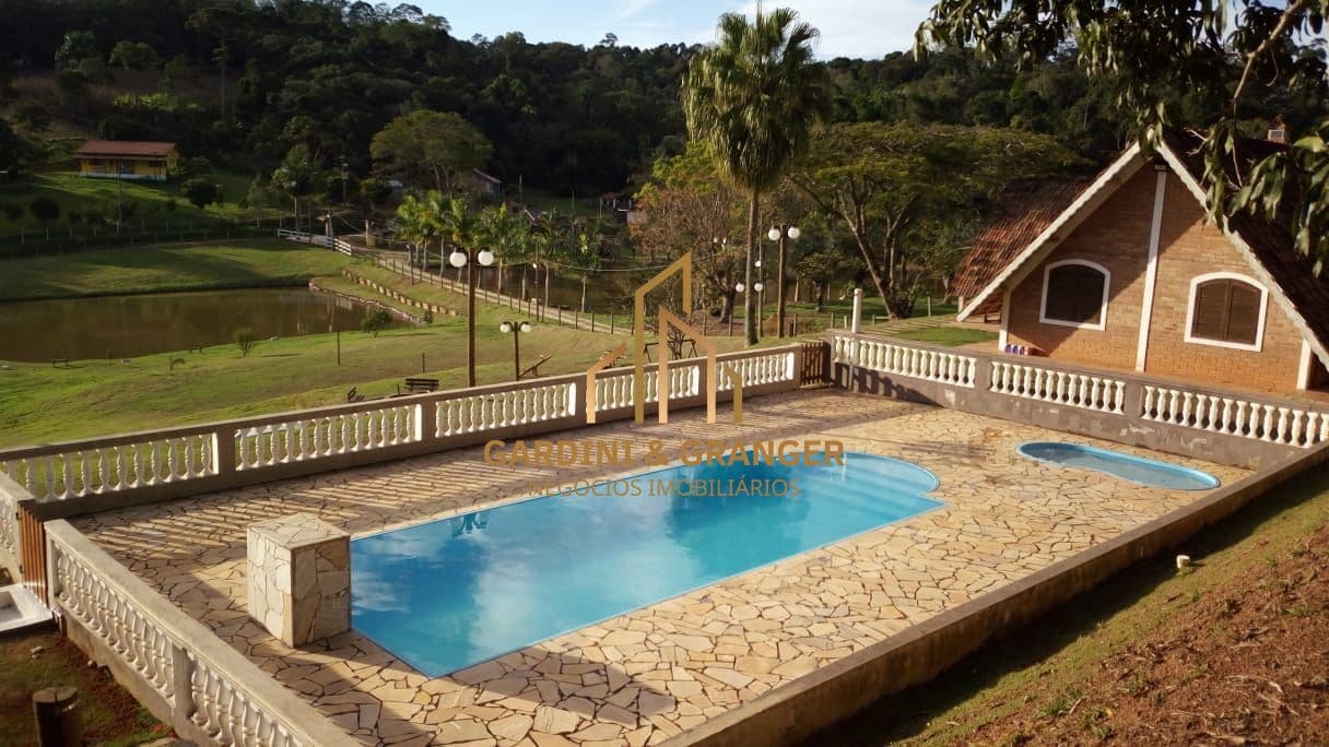 Sítio com 2 dormitórios à venda, 22500 m² por R$ 1.450.000,00 - Centro - Biritiba-Mirim/SP