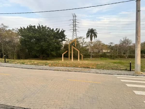 LOTE A VENDA NO CONDOMÍNIO RESIDENCIAL DA ILHA EM GUARAREMA