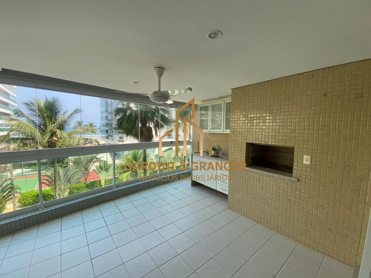 Apartamento com 3 dormitórios à venda, 131 m² por R$ 4.290.000 - Riviera de São Lourenço - Bertioga/SP