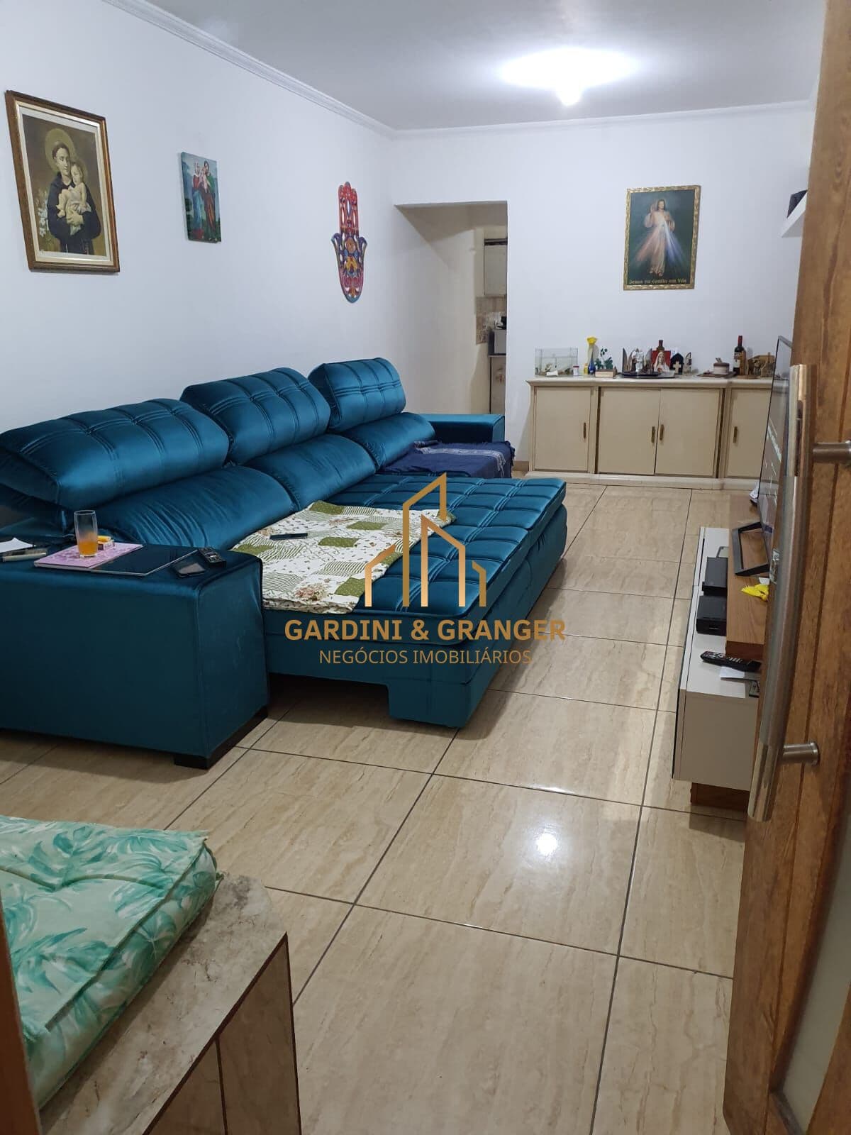 SOBRADO A VENDA NA VILA OLIVEIRA EM MOGI DAS CRUZES/SP.
