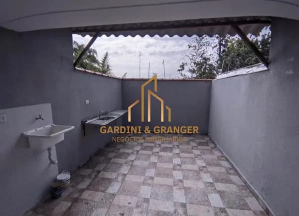 SOBRADO A VENDA NO JARDIM NATALI EM MOGI DAS CRUZES.
