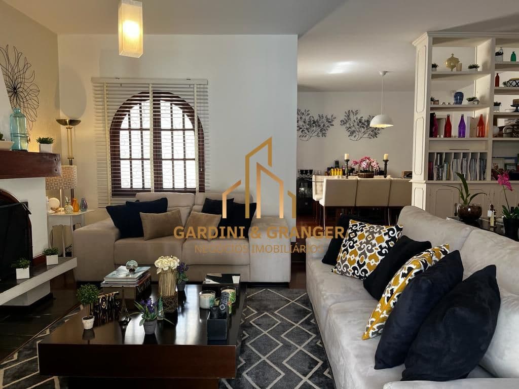 Sobrado com 3 dormitórios à venda, 172 m² - Vila Oliveira - Mogi das Cruzes/SP