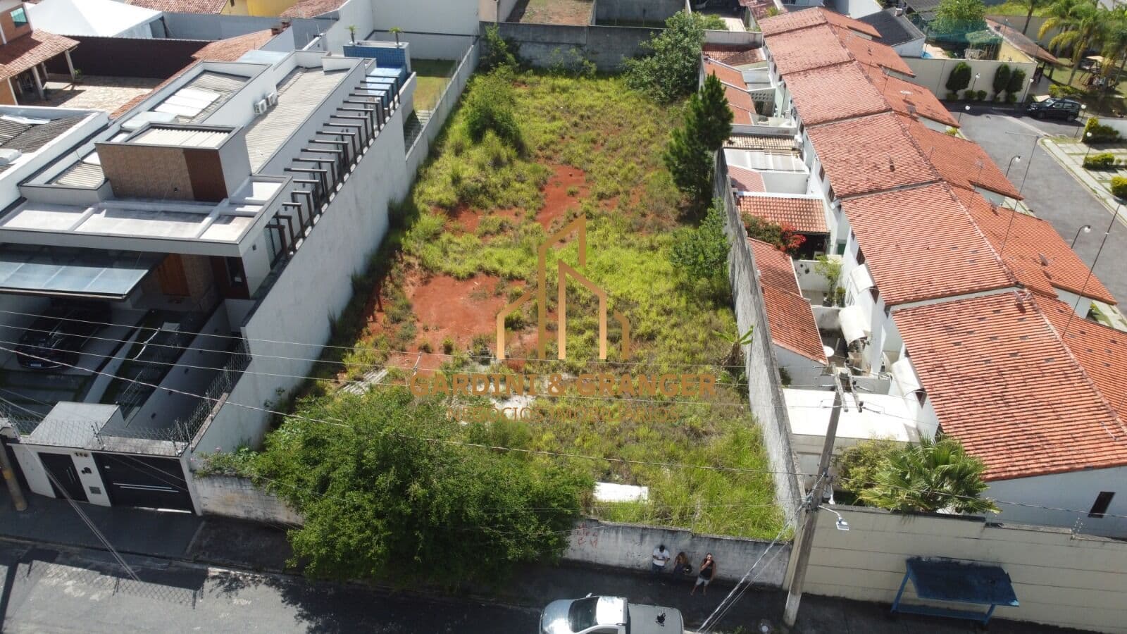 Terreno à venda com excelente topografia na Vila Oliveira | 1.200 m² | Mogi das Cruzes – SP