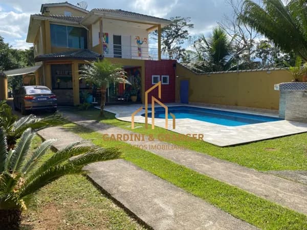 SOBRADO A VENDA EM BORACEIA SP