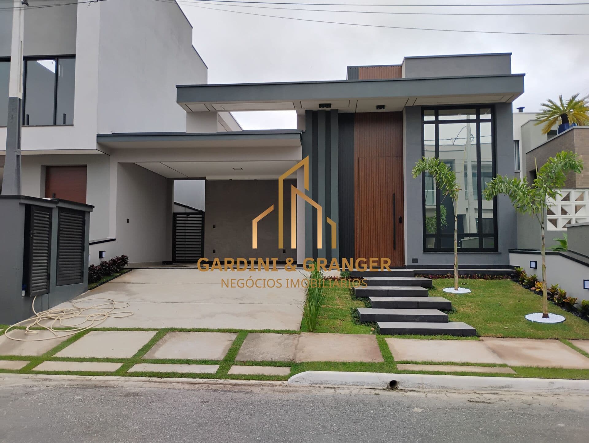 CASA TÉRREA NOVA A VENDA NO CONDOMÍNIO MOSAICO DA SERRA EM MOGI DAS CRUZES