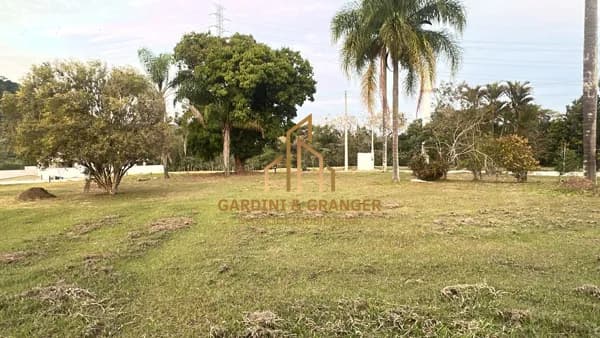 LOTE À VENDA NO CONDOMÍNIO RESIDENCIAL DA ILHA – GUARAREMA/SP
