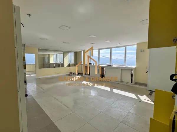 DUPLEX COMERCIAL DISPONÍVEL PARA LOCAÇÃO NO HELBOR DUAL PATTEO MOGILAR EM MOGI DAS CRUZES