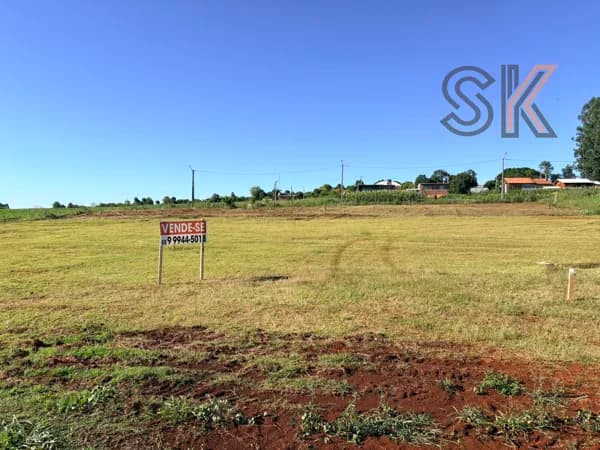 Terreno em Loteamento - Residencial - Pronto para construir
