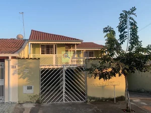 Casa tipo sobrado a venda no Jardim São Jorge em Hortolândia SP