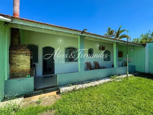 Casa com Piscina, 1 Quarto em Peruíbe, Bairro Maria Helena Novaes