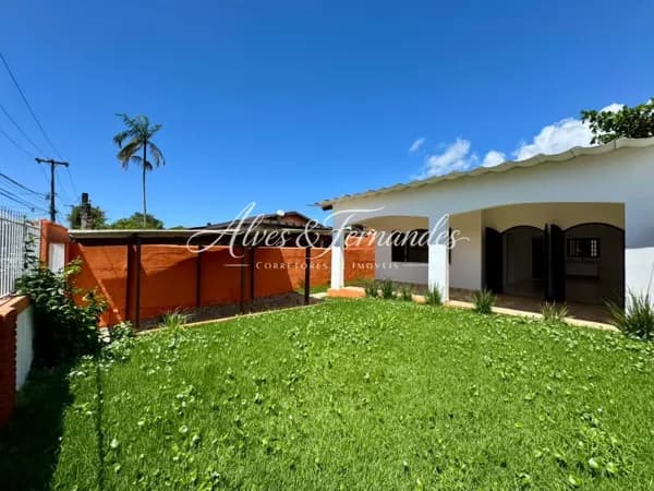 Casa 2 Quartos em Peruíbe, Bairro Três Marias